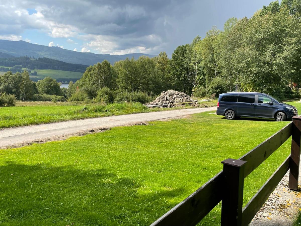 Chata Adam U Lipna Horní Planá Exteriér fotografie